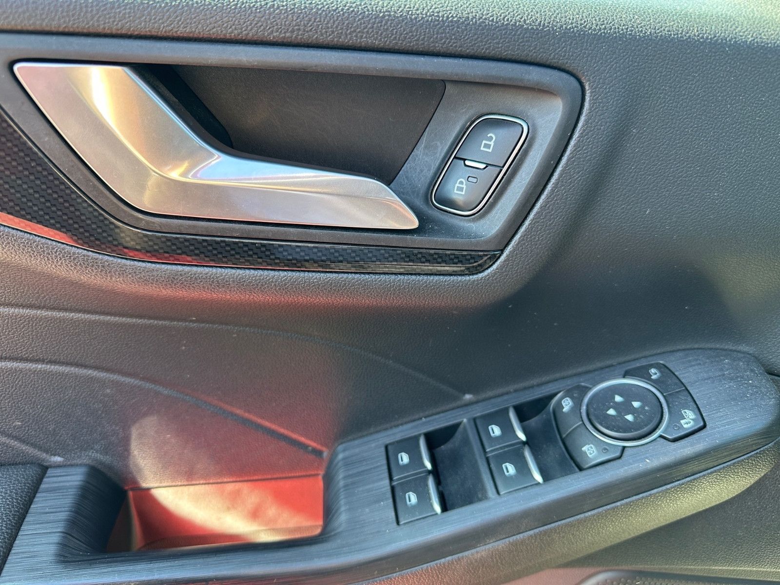Ford Kuga Hybrid ST-Line X – Bild 8