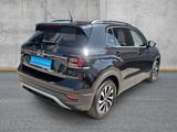 Volkswagen T-Cross 1.0 TSI Active LED APP SHZ ACC - Volkswagen T-Cross in Halle