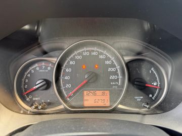 Toyota Yaris - 7