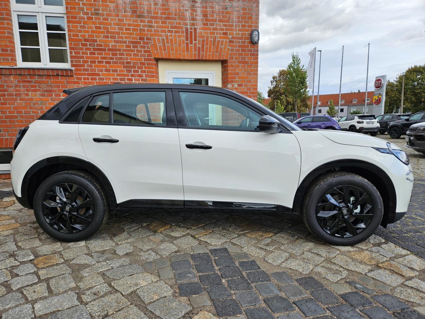 Fiat 600 1.2T Street - Klima - Apple Carplay /Android