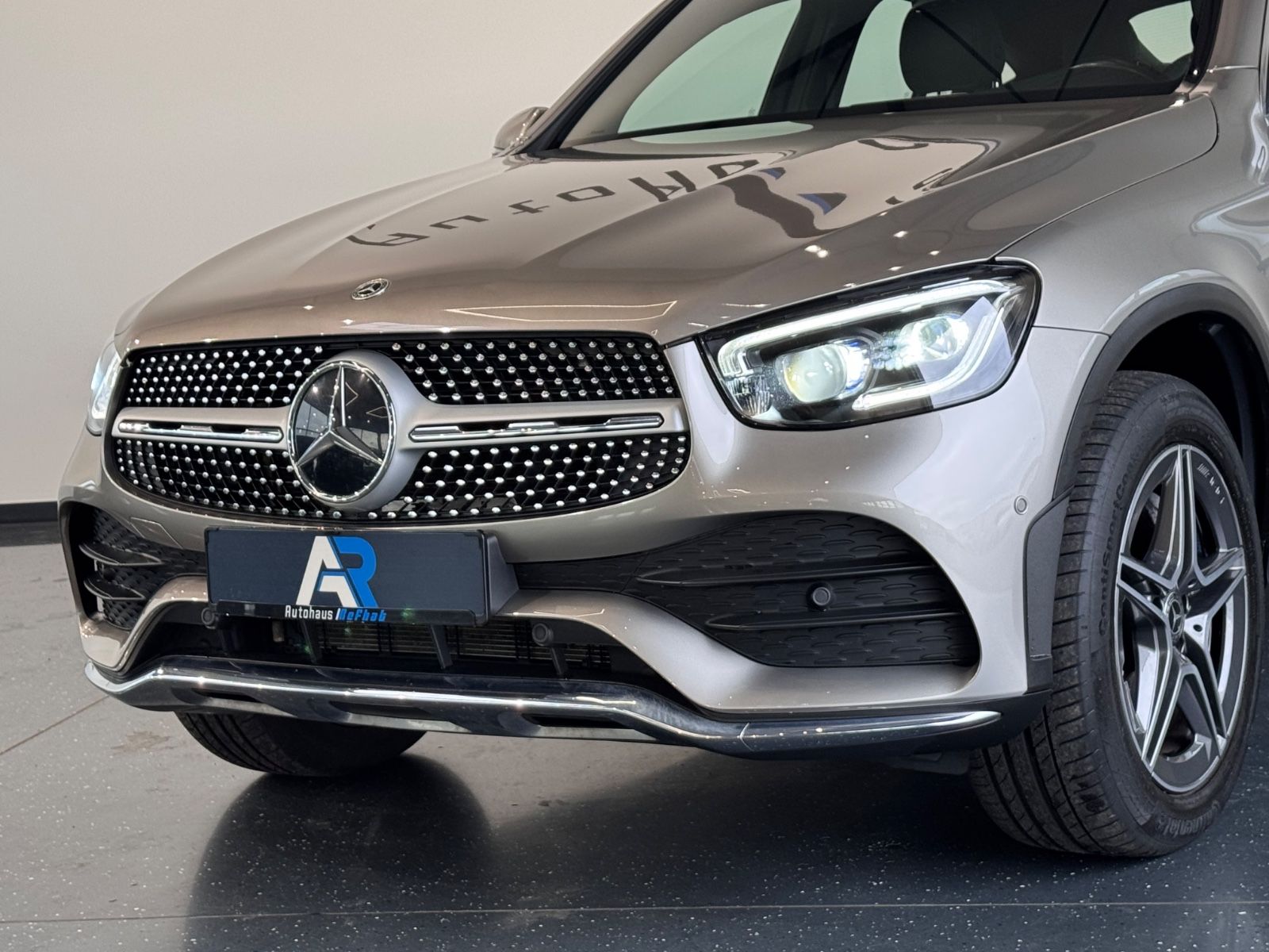 Mercedes-Benz GLC300de 4Matic AMG LED MULTIBEAM SHZ AMBIENTE foto 4