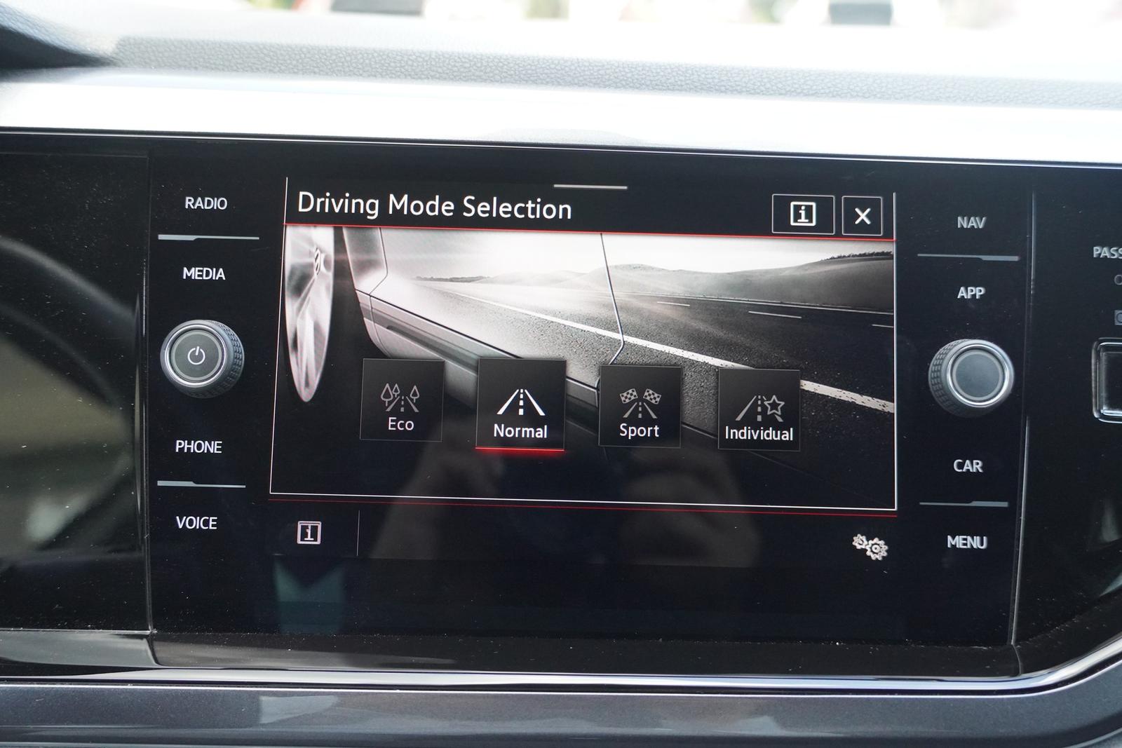 Volkswagen Polo 2.0 GTI DSG LED Navi DAB Sitzheizung, миниатюра 27