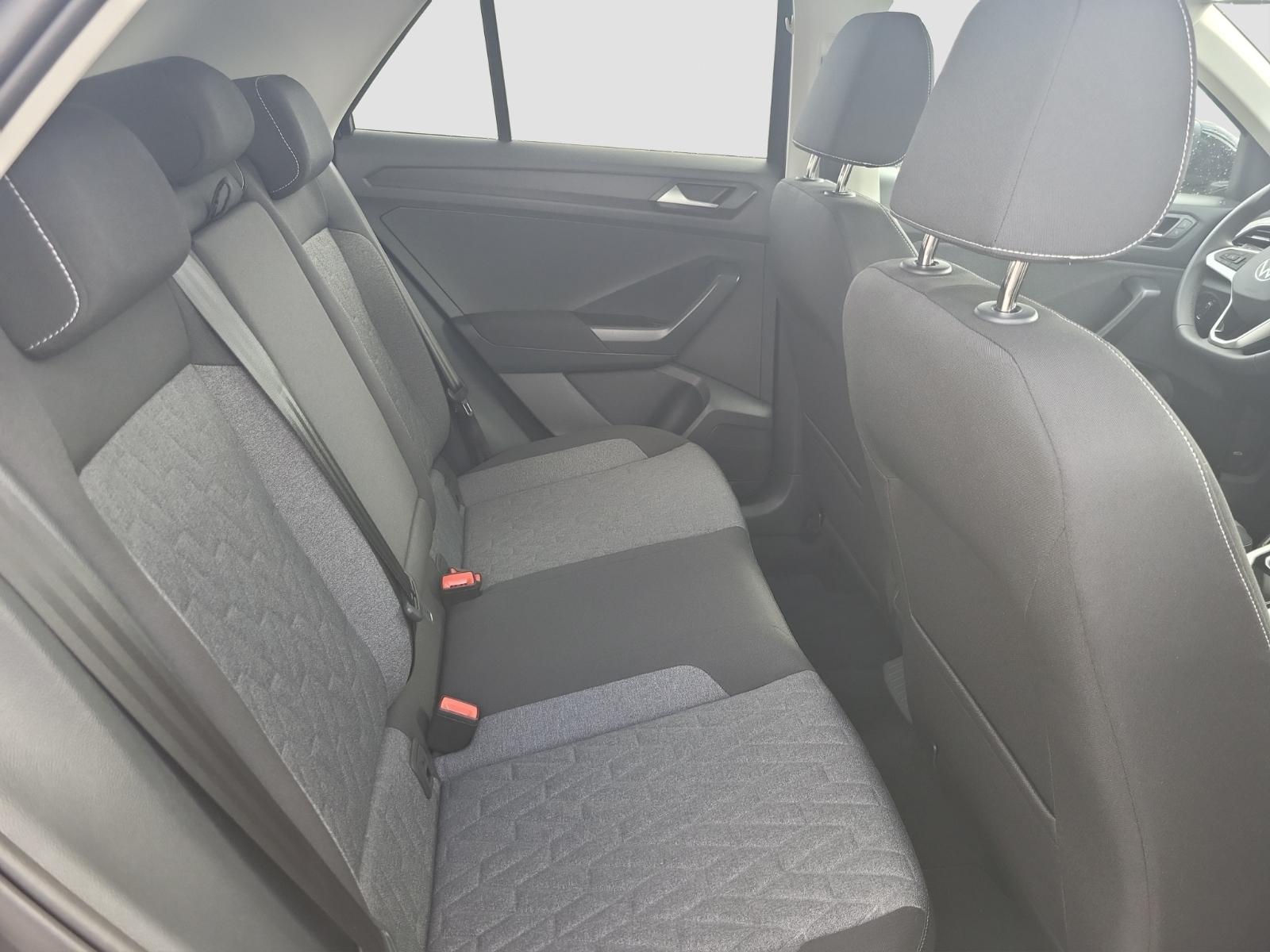 Volkswagen T-Roc 1.5TSI MOVE*LED*APP-CONNECT*SITZH*PDC