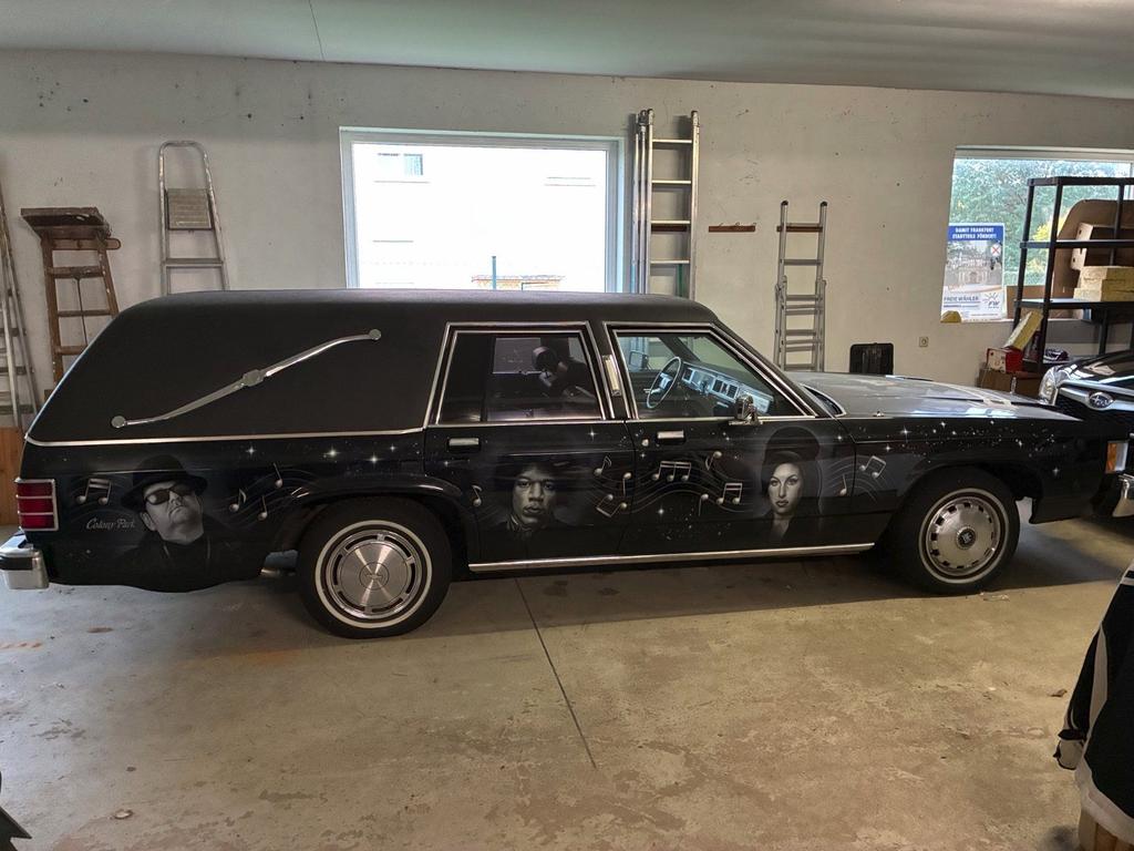 Ford Mercury Grand Marquis Hearse Leichenw...