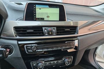 BMW X1 - 11