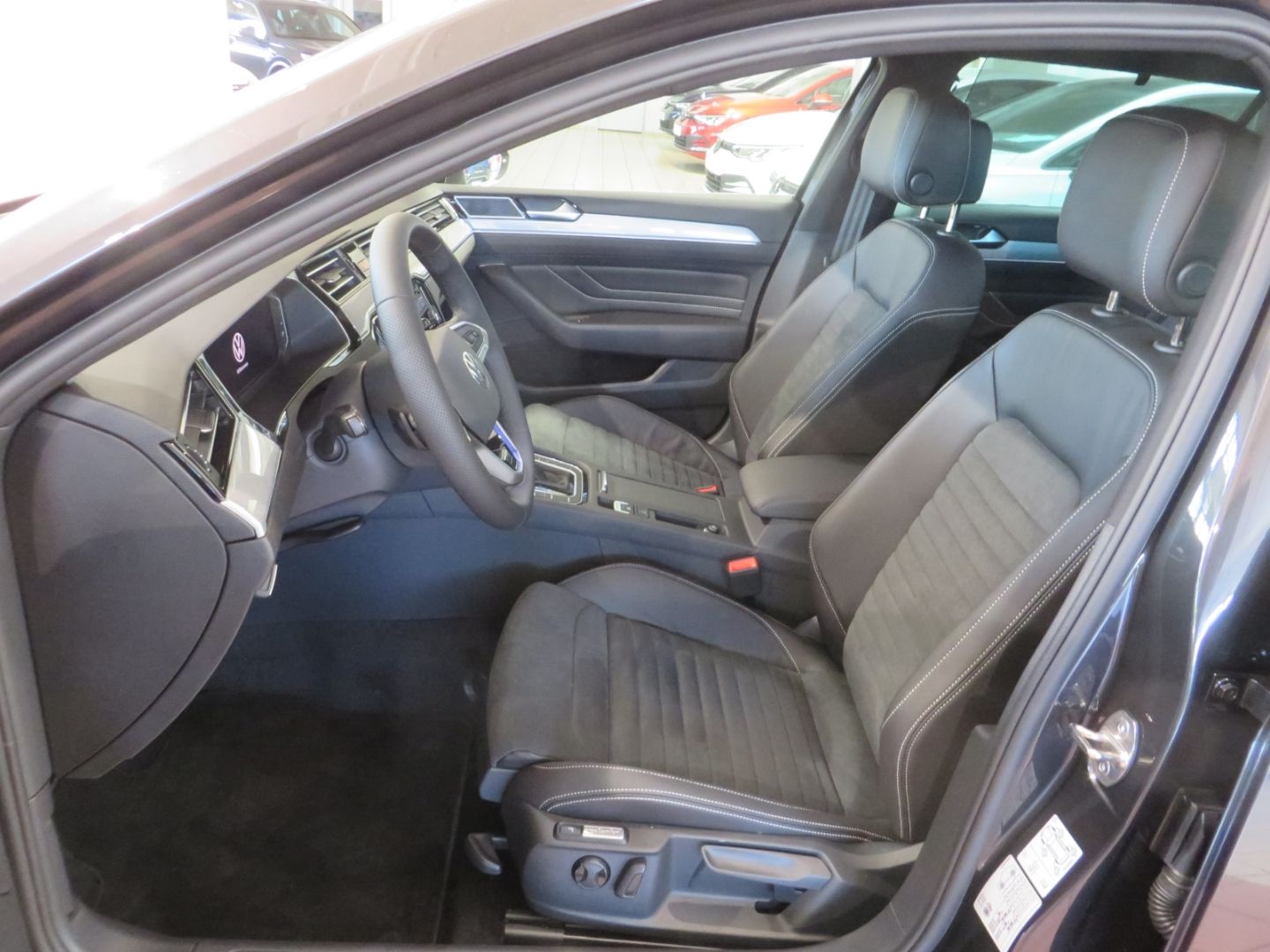 Volkswagen Passat Variant GTE 1.4 TSI eHybrid 7-DSG ACC IQ. foto 6