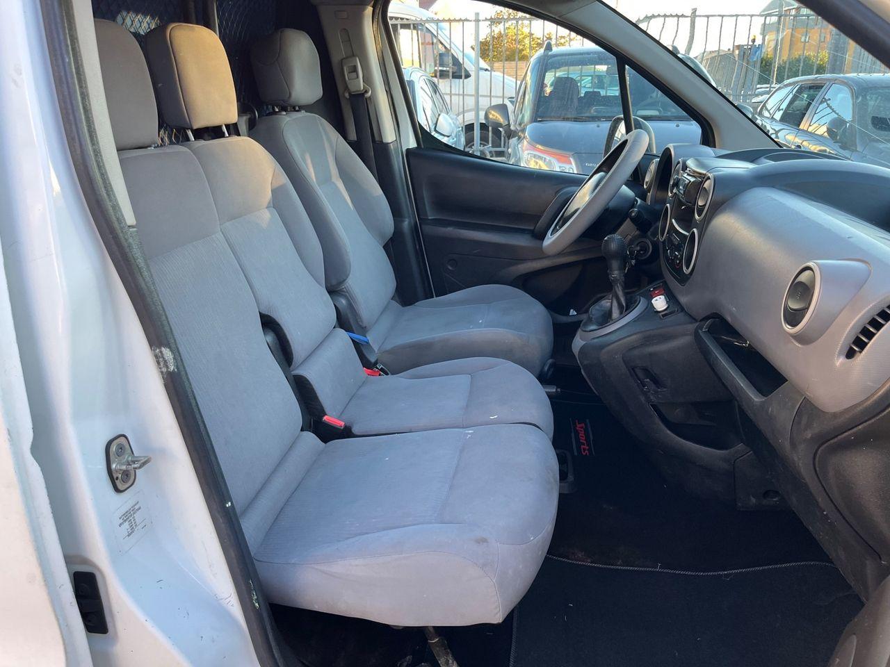 Peugeot Partner 2015 — photo 13
