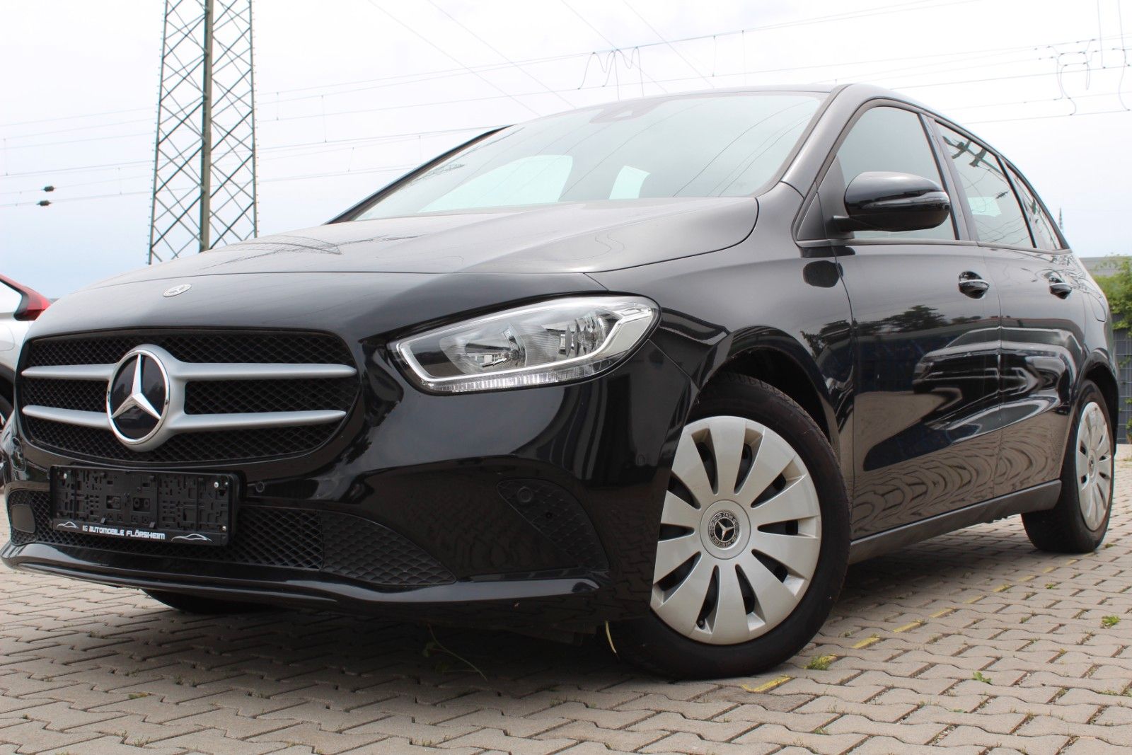 MERCEDES-BENZ Mercedes-Benz B 250e Aut. Navi Sitzhzg Klima PDC