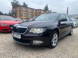 Skoda Superb 1.8 TSI Ambition Combi Xenon PDC - Skoda Superb mit Benzin-Antrieb: Navigationssystem, Kombi, 1.8