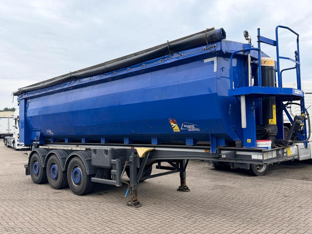 Stas S300 CX Kipper 2018 3 Achsen 38 m3