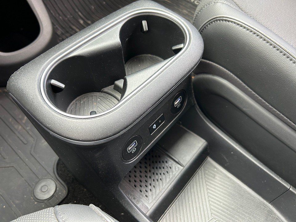 Fahrzeugabbildung Hyundai IONIQ 5 4WD 58kWh UNIQ ASSIST-P BOSE+LEDER+360°