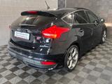 Ford Focus Lim. 2.0*ST*RECARO-R.KAM-TEMPO-SHZ-SP.FW - Ford: K 0