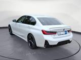 BMW 330i xDrive Automatic M Sportpaket Innovationsp. - BMW 3er Reihe mit Benzin-Antrieb: Limousine
