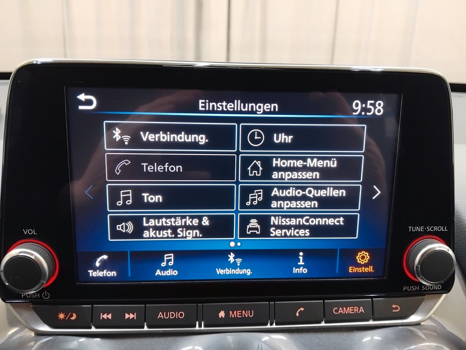 Nissan Juke (12/2022, Benzin)