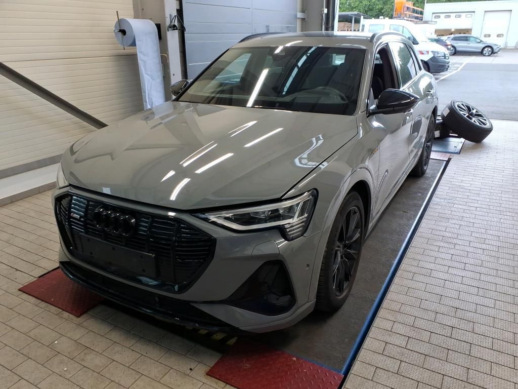 Image of Audi e-tron