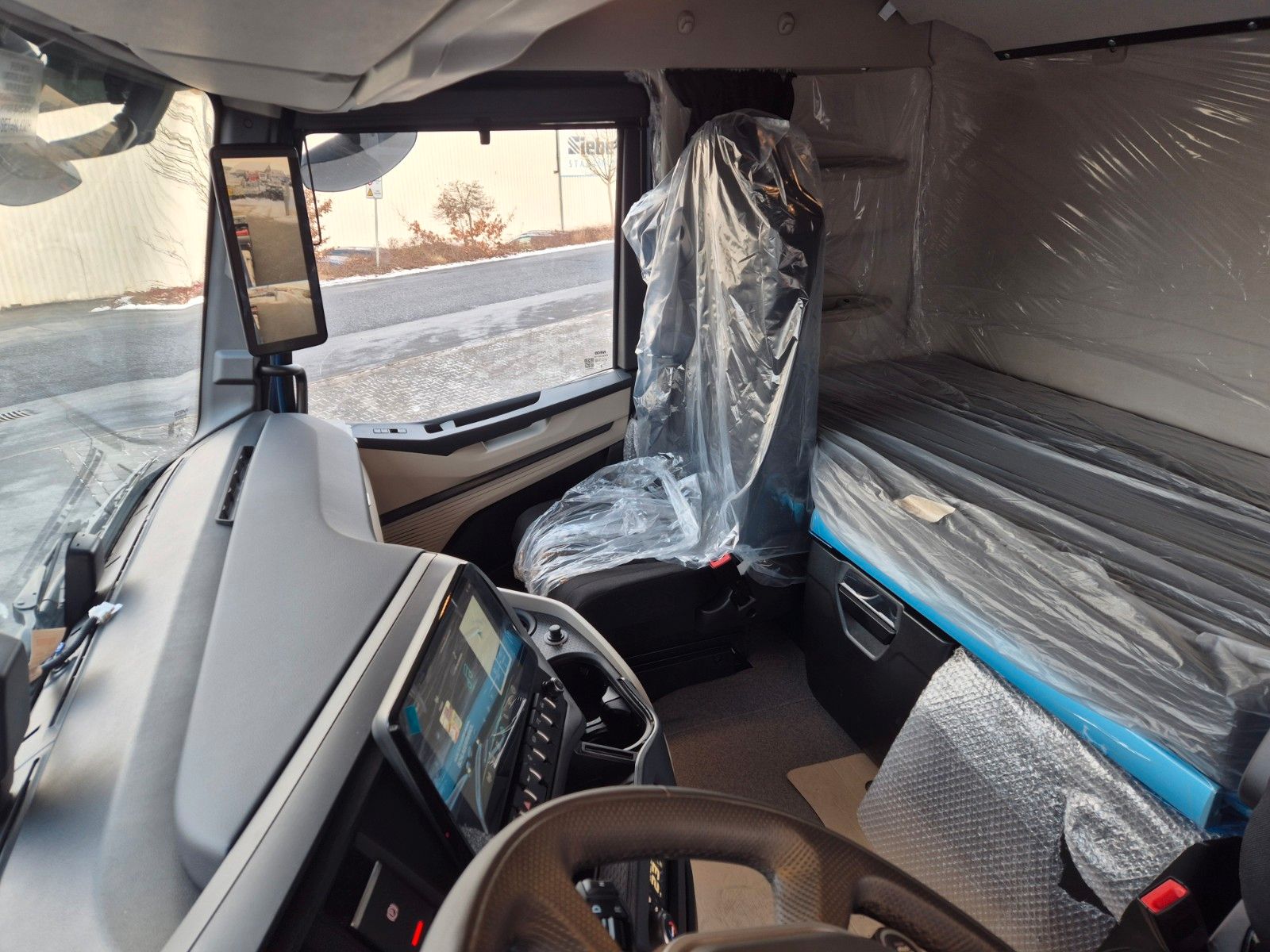 Fahrzeugabbildung Iveco S-Way AS260S50Y/FS CM 6x2 BDF Standklima 2xAHK