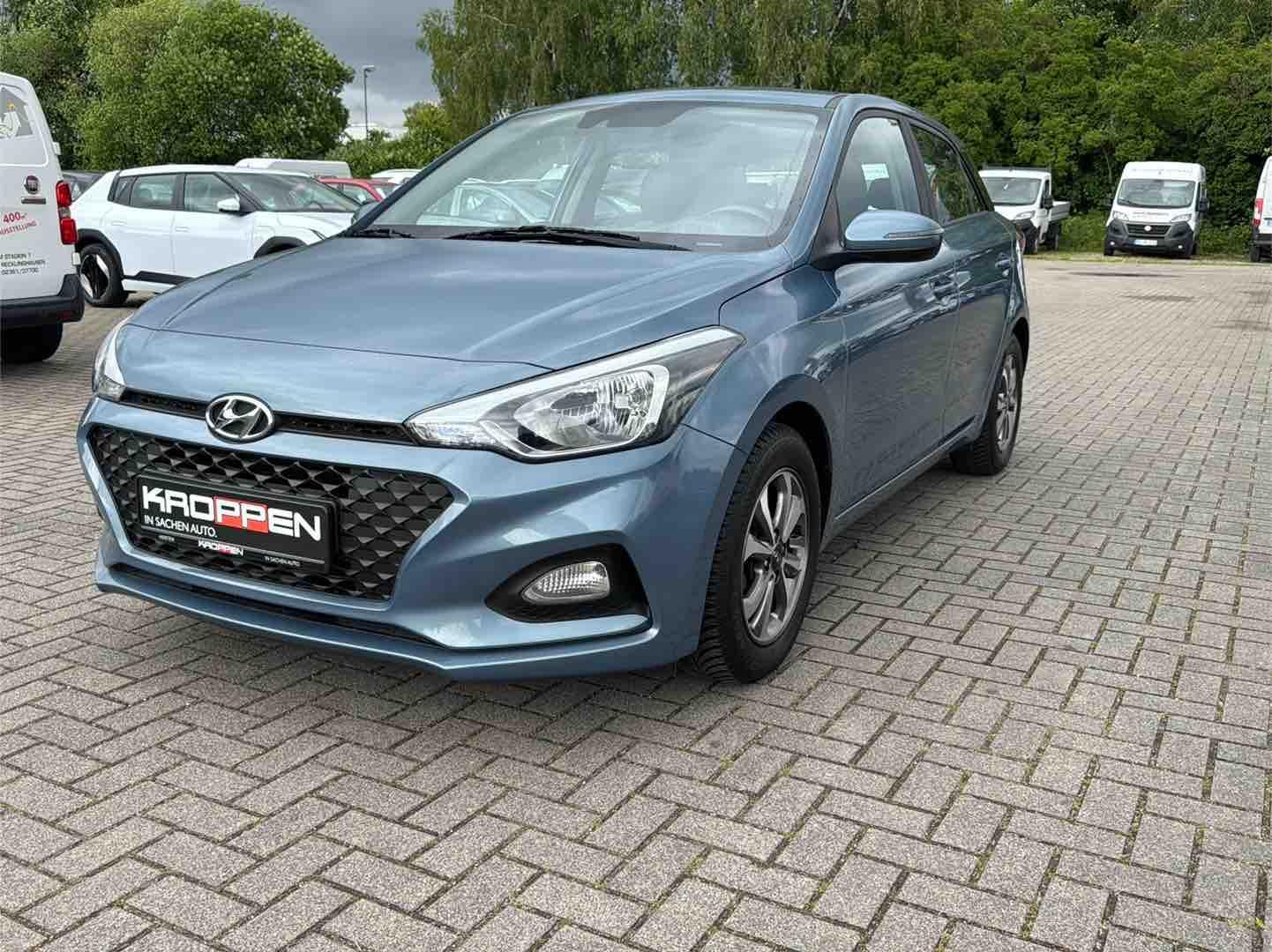 Hyundai i20 Select 1.2 Klima BT Apple CarPlay M+S-Allwet