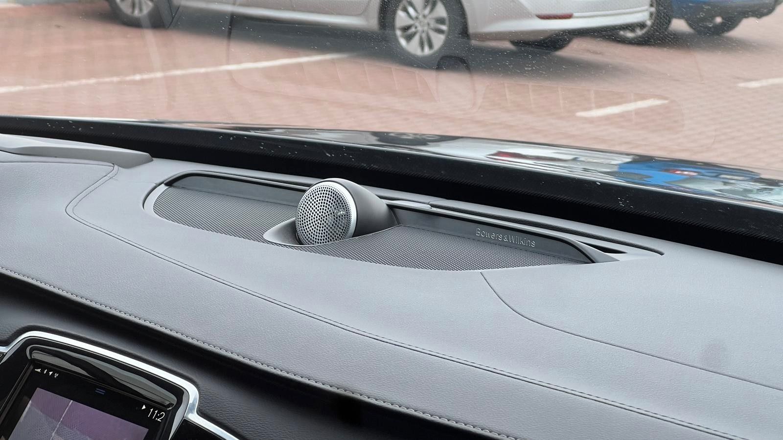 Fahrzeugabbildung Volvo XC90 T8 PHEV AWD R Design*360°*Massage*LUFT*B&W*