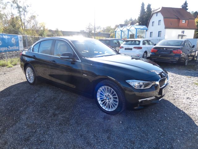 Fahrzeugabbildung BMW 320d Luxury-Line/HUD/GSD/Leder/Xenon/AHK/Navi/