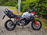 Ducati Desert X Rally  mit viel Zubehör - DUCATI X DESERT