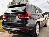 BMW X5 xDrive 40 d PANO/AHK/SK/HK - BMW X5: Xdrive40d