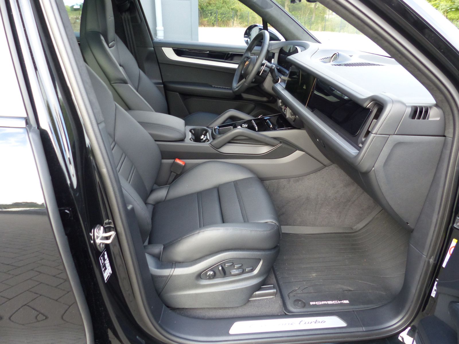 Fahrzeugabbildung Porsche Cayenne Turbo E-Hybrid