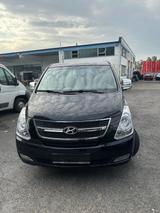 Hyundai H-1 - gebrauchte Hyundai H-1 aus dem Jahr 2011