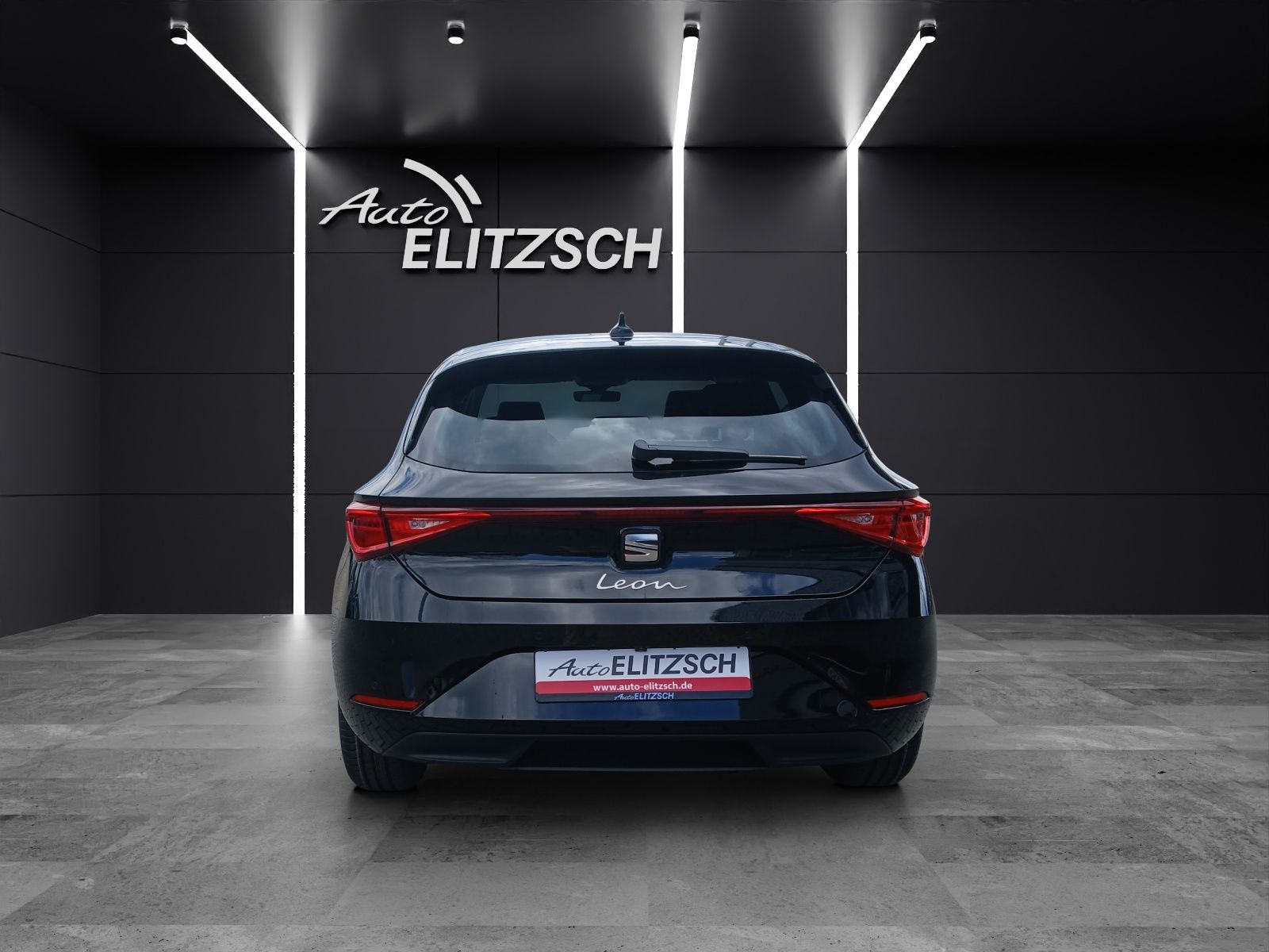 Fahrzeugabbildung SEAT Leon 1.5 eTSI Road Edition Kamera SH