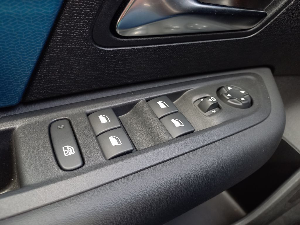 Fahrzeugabbildung Citroën e-C4 136 FEEL *Keyless*Kälte-Paket*