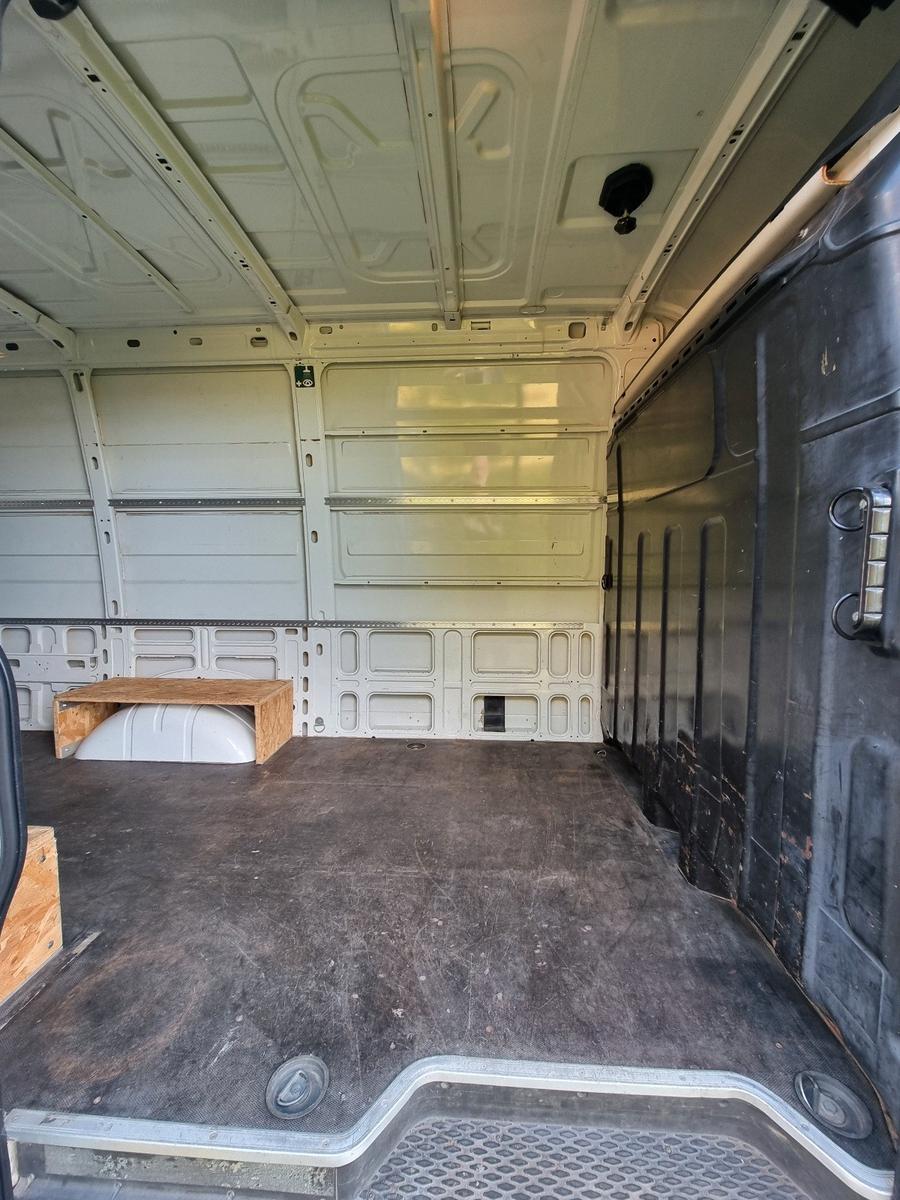Iveco Daily 35C14/3.0V 