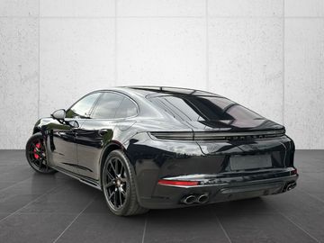 Porsche Panamera - 3