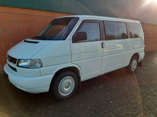 Volkswagen T4 Caravelle 2.5 TDI - Traumzustand