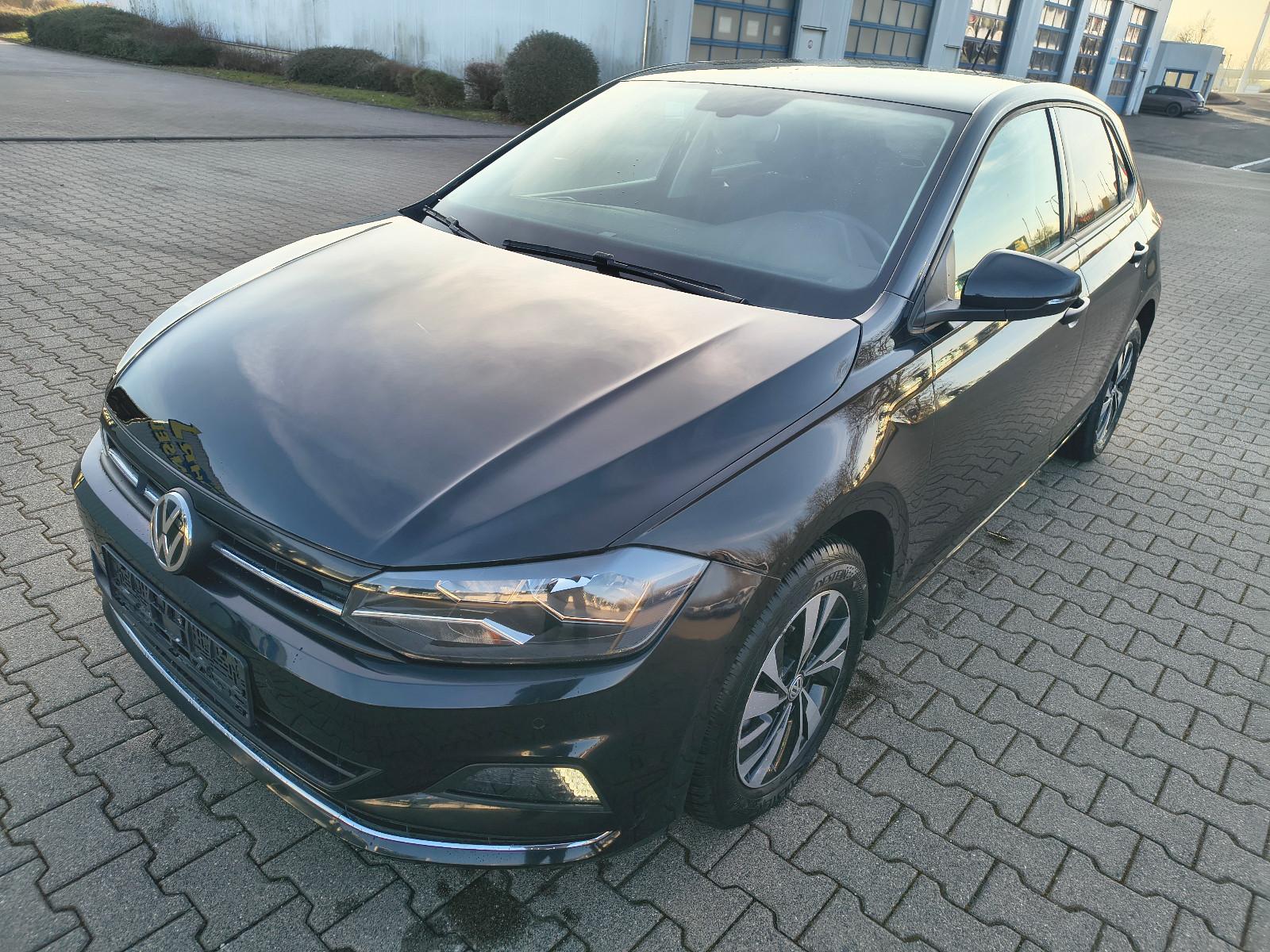 Volkswagen Polo VI 1.0 Comfortline DSG Navi PDC
