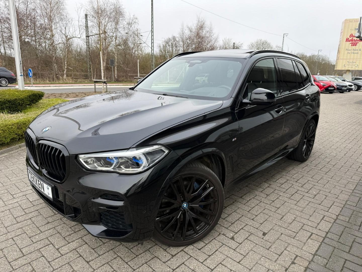BMW X5 xDrive30d M-Sport Standh. AHK Pano Massage AC