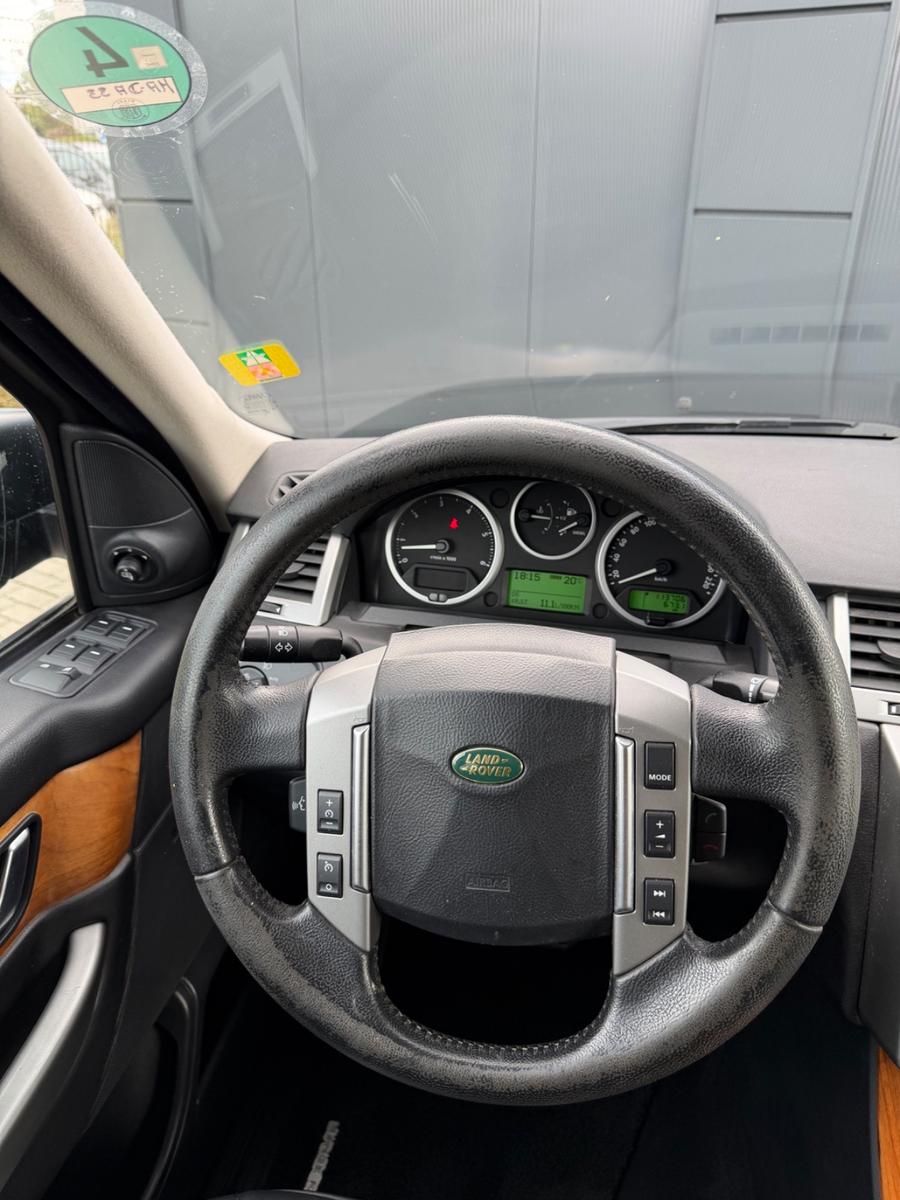 Land Rover Range Rover Sport TDV8 3.6 Edition 60 Years | 272 ch | BVA | Cuir | GPS | Toit ouvrant | Suspension pneumatique | Sièges chauffants