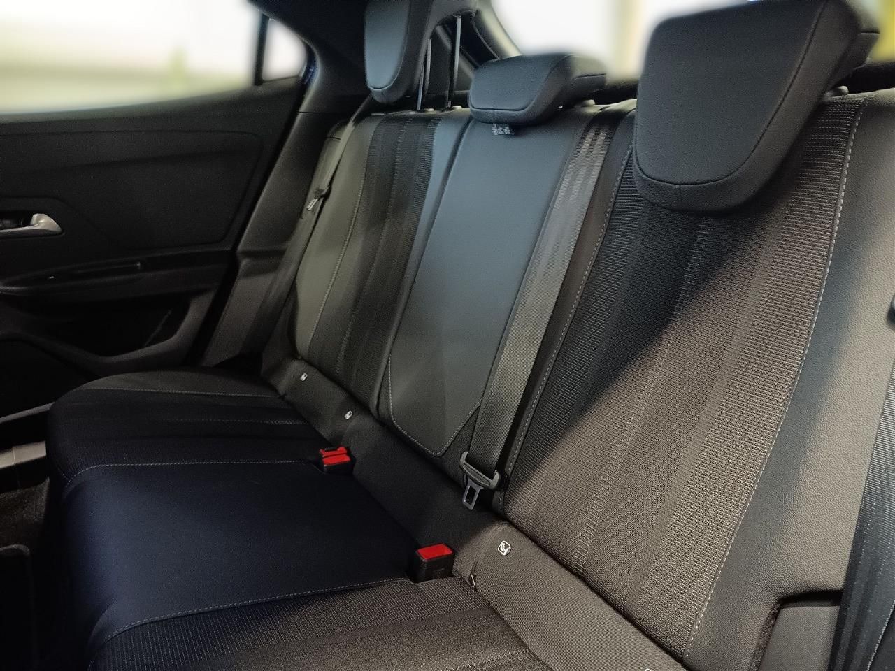 Fahrzeugabbildung Opel Mokka GS 1.2 Turbo MildHybrid 100KW/48V