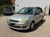 Ford Fiesta 1.3 5 Türer TÜV09/2027 Klima - Ford aus 2003: 1.3