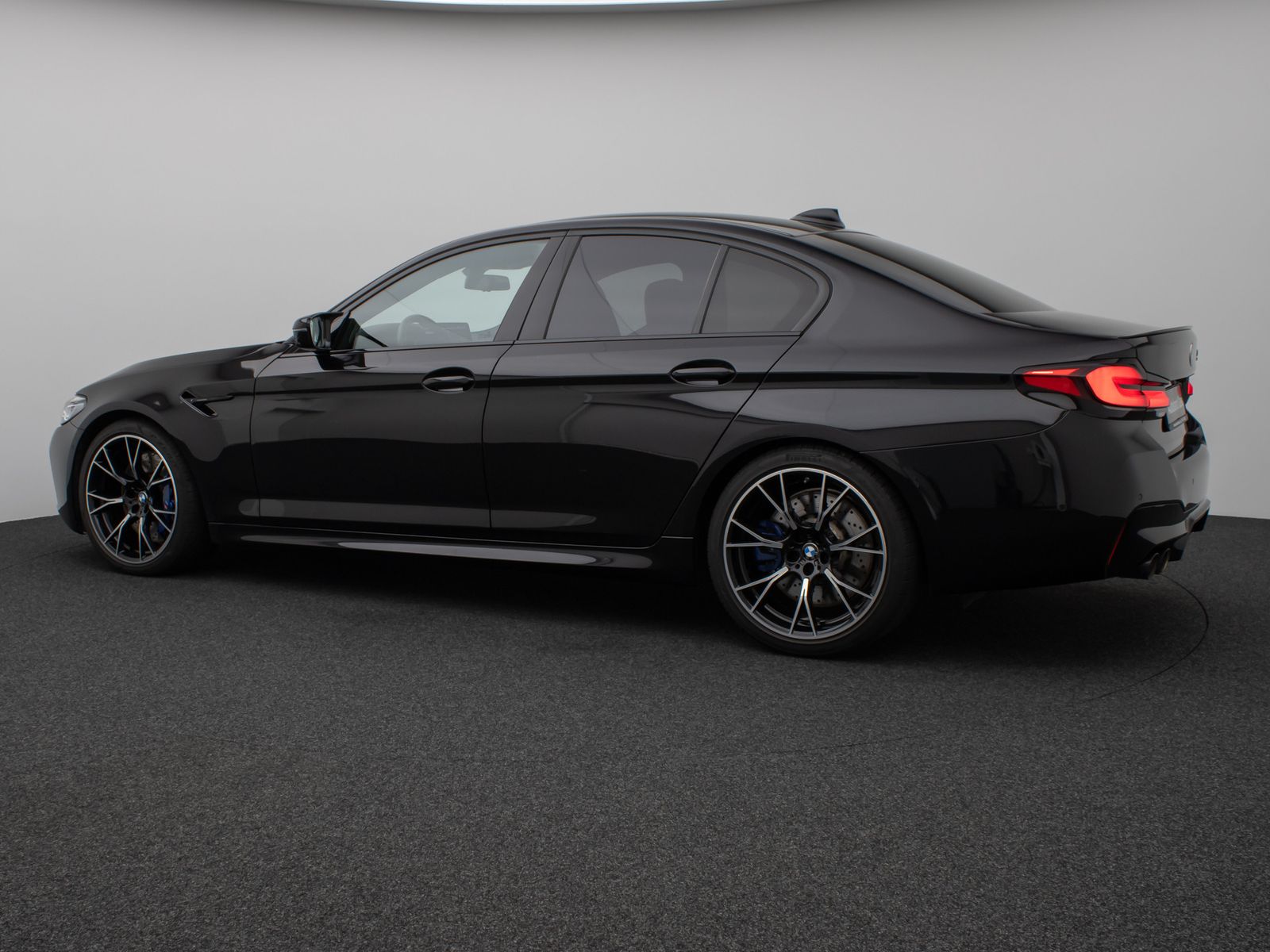 Fahrzeugabbildung BMW M5 Competition xD 360°HUD DAB ACC Komfort 20Zoll