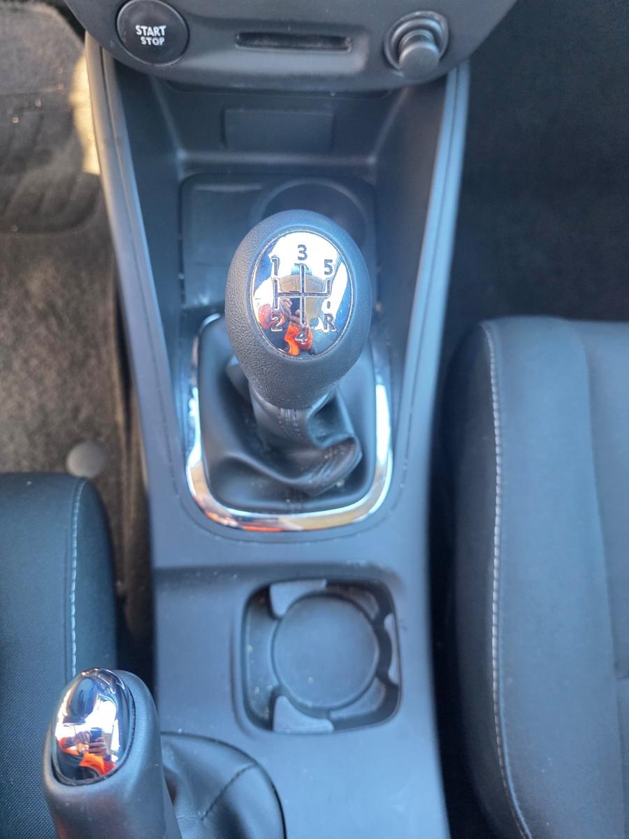 Renault Megane 2012 — photo 15