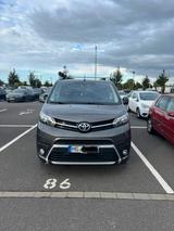 Toyota Proace Verso L2  Diesel 177 PS Automatik - Toyota Gebrauchtwagen in Düsseldorf