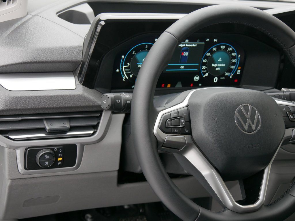 Fahrzeugabbildung Volkswagen T7 Kasten 2.0 TDI 4Motion AHK App-Connect