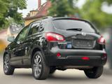 Nissan Qashqai 360. 2.0 Automatik/Pano/Kamera/SHG - Nissan Qashqai bis 15.000 Euro