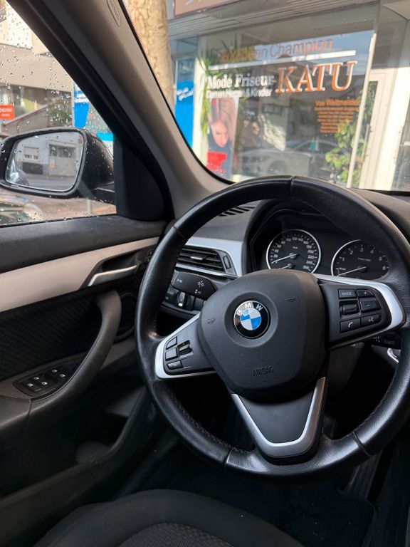 Image of BMW X1