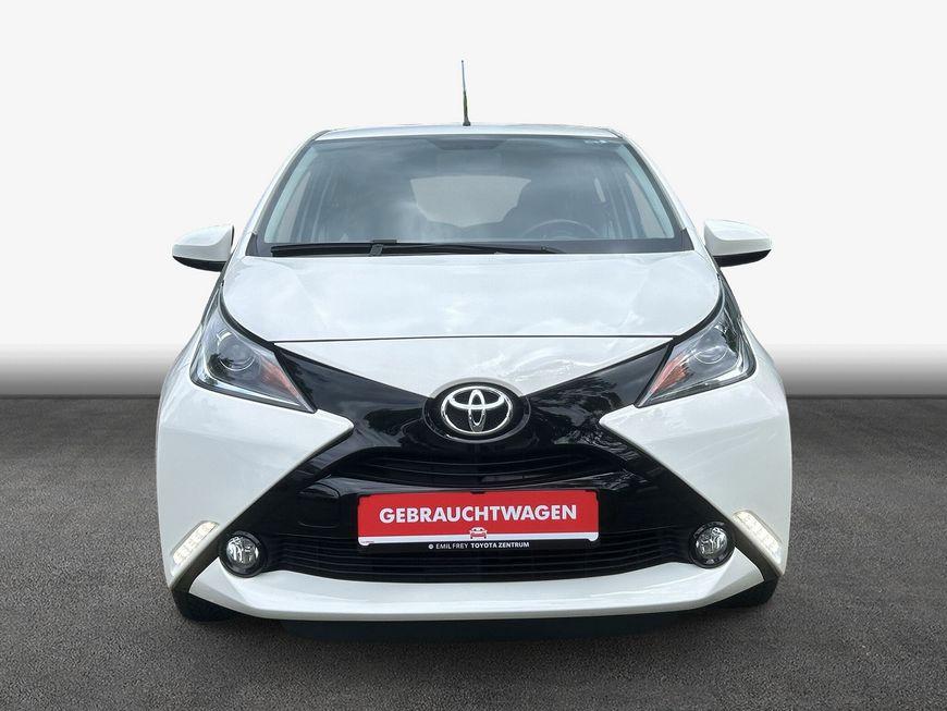 Toyota Aygo 1.0 x-play touch