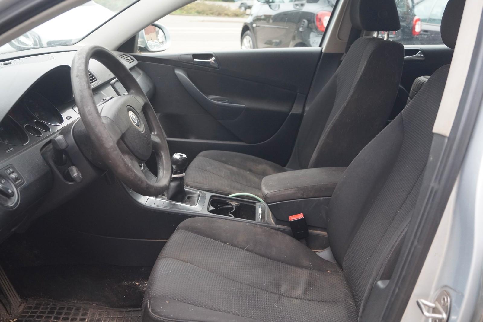 Volkswagen Passat 2006 — photo 23