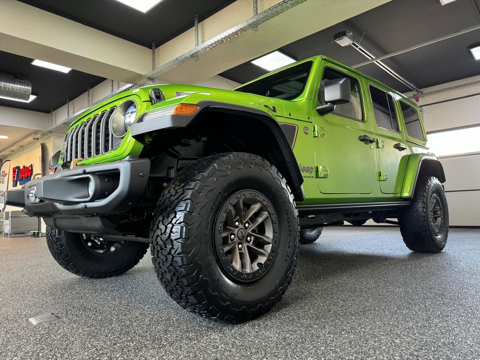 Fahrzeugabbildung Jeep 392 FINAL EDITION 6.4L-V8-WINDE-AHK 3.5To.