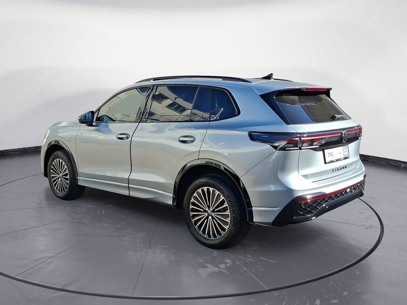 Volkswagen Tiguan R-Line 2,0 l TDI SCR 4MOTION 7-Gang-Doppe imagem 3
