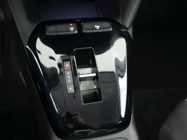 Corsa-e F EDITION 50kWH AT+RÜCKFAHRKAMERA+PARKPI