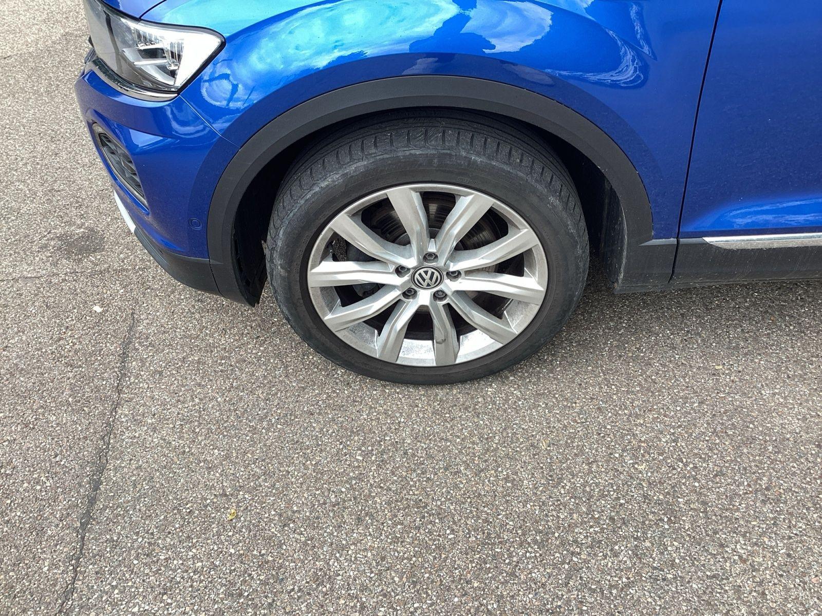 Volkswagen T-Roc 2.0TDI Style 4M DSG Leder Pano Navi LED AH