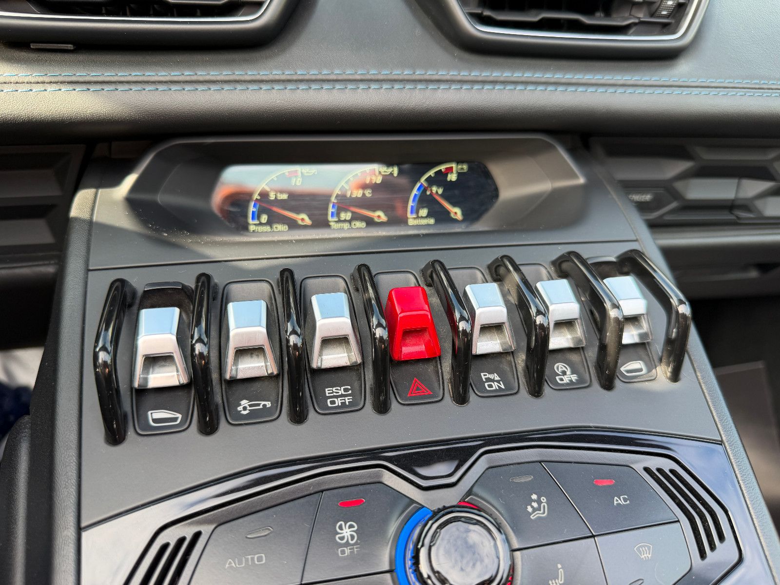 Fahrzeugabbildung Lamborghini Huracán/SPYDER/LIFT/KAMERA/LP610/KERAMIK/